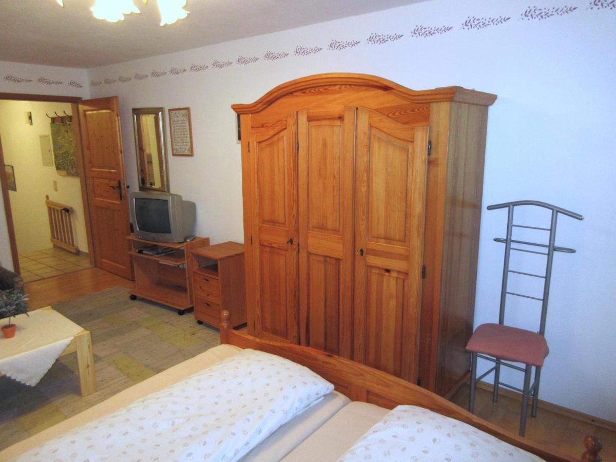 Villa Lohnerhof Kirchanschoring Zimmer foto
